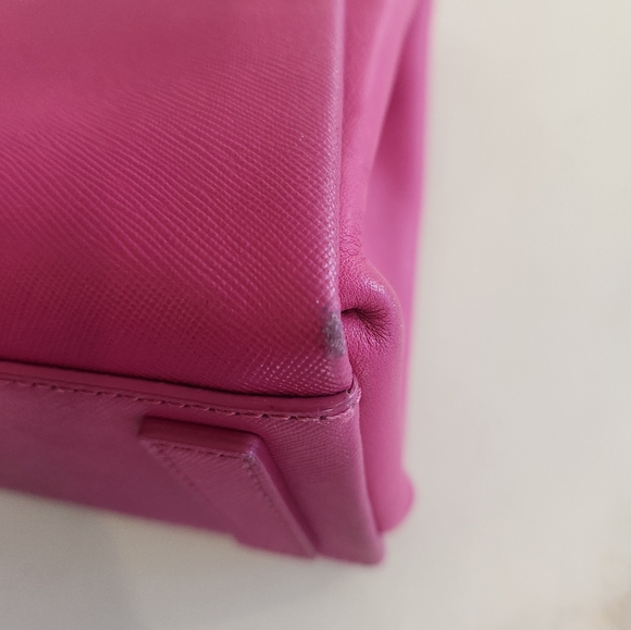 MCM Hot Pink Convertible Crossbody Bag! Stunning Color! Hard To Find Color! - Picture 12 of 16